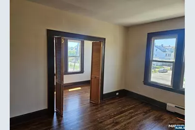 248 Ampere Parkway, Bloomfield, NJ 07003 - Photo 10