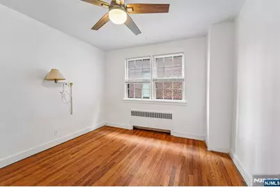 1030 Jassamine Way, Fort Lee, NJ 07024 - Photo 12