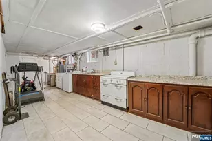 1030 Jassamine Way, Fort Lee, NJ 07024 - Photo 22