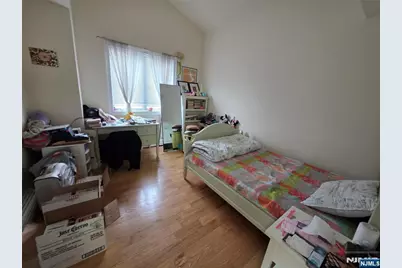 527 Roff Avenue B #B, Palisades Park, NJ 07650 - Photo 8