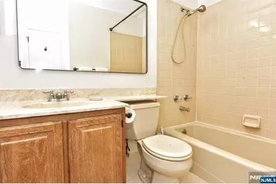 3707 Mark Twain Way, Mahwah, NJ 07430 - Photo 20