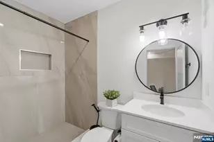 31 Patterson St, Harrison, NJ 07029 - Photo 30