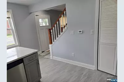 36 Augusta, Elmwood Park, NJ 07407 - Photo 18