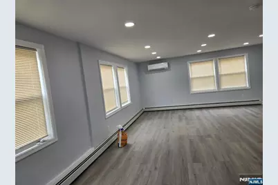 36 Augusta, Elmwood Park, NJ 07407 - Photo 22