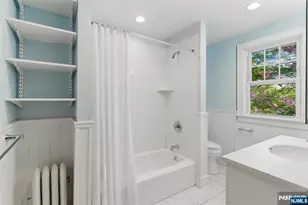 54 Rochelle Ave, Rochelle Park Township, NJ 07662 - Photo 18