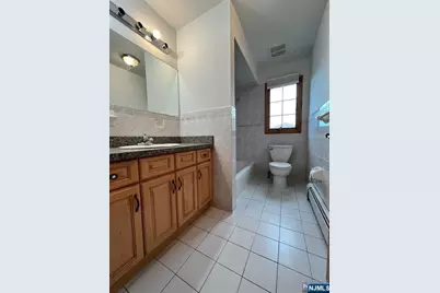 367 Morse Avenue, Ridgefield, NJ 07657 - Photo 12