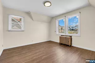 297 Hamilton Pl, Hackensack, NJ 07601 - Photo 22