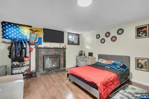 297 Hamilton Pl, Hackensack, NJ 07601 - Photo 12