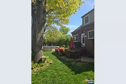 585 Monroe Place, Ridgefield, NJ 07657 - Photo 26