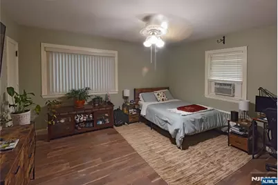 585 Monroe Place, Ridgefield, NJ 07657 - Photo 20
