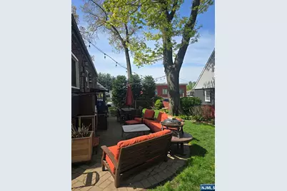 585 Monroe Place, Ridgefield, NJ 07657 - Photo 24