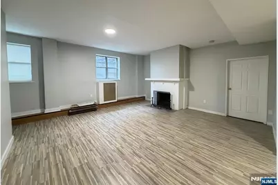 100 Palisade Avenue A2 #A2, Englewood, NJ 07631 - Photo 4