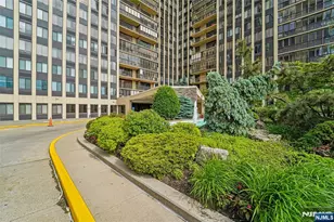 200 Winston L09, Cliffside Park, NJ 07010 - Photo 38
