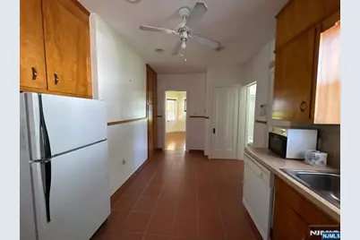 168 Orient Way 1 #1, Rutherford, NJ 07070 - Photo 4