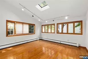 557 Monroe Ct, River Edge, NJ 07661 - Photo 6