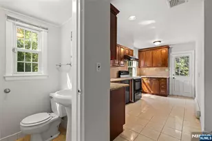 557 Monroe Ct, River Edge, NJ 07661 - Photo 14