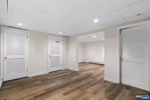557 Monroe Ct, River Edge, NJ 07661 - Photo 28
