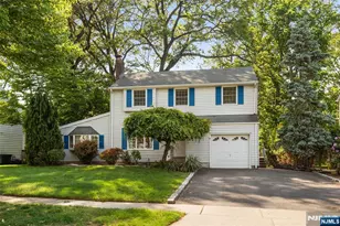 557 Monroe Ct, River Edge, NJ 07661 - Photo 2