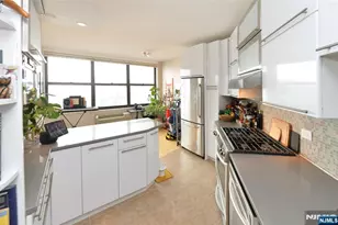 7000 Jfk Blvd E 15D, Guttenberg, NJ 07093 - Photo 6