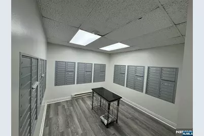 1590 Anderson Avenue 2F #2F, Fort Lee, NJ 07024 - Photo 16