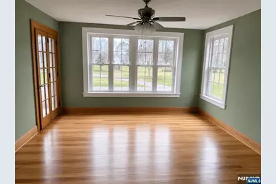 503 6th Avenue, Lyndhurst Township, NJ 07071 - Photo 4