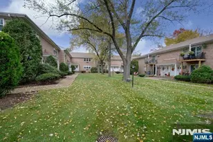 636 Godwin Ave 5A, Midland Park, NJ 07432 - Photo 2