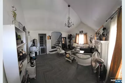 239 Baldwin, Hasbrouck Heights, NJ 07604 - Photo 6