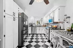 239 Baldwin, Hasbrouck Heights, NJ 07604 - Photo 6