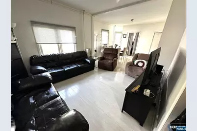 126 Bartholdi Avenue, Butler, NJ 07405 - Photo 10
