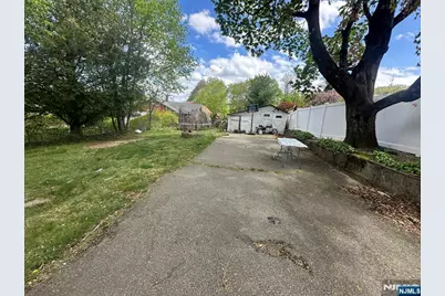 126 Bartholdi Avenue, Butler, NJ 07405 - Photo 22