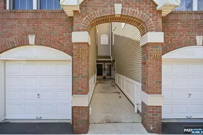 212 Riverwalk Way L127 #L127, Clifton, NJ 07014 - Photo 2