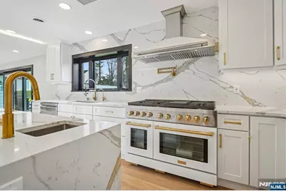 292 Magnolia Avenue, Cresskill, NJ 07626 - Photo 12