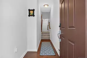 8 Veterans Dr, Wood Ridge, NJ 07075 - Photo 4