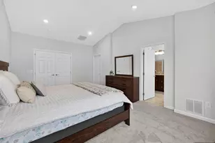 8 Veterans Dr, Wood Ridge, NJ 07075 - Photo 28