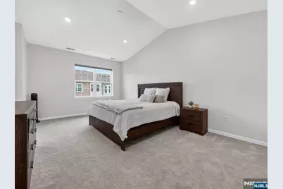 8 Veterans Drive, Wood Ridge, NJ 07075 - Photo 26