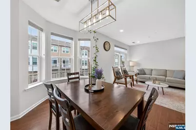 8 Veterans Drive, Wood Ridge, NJ 07075 - Photo 12