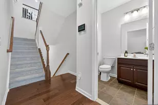8 Veterans Dr, Wood Ridge, NJ 07075 - Photo 8
