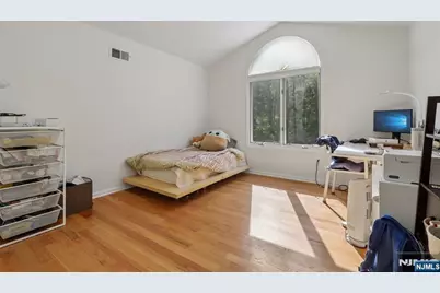 79 Lakeview Drive, Old Tappan, NJ 07675 - Photo 22