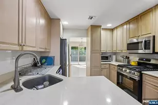 79 Lakeview Dr, Old Tappan, NJ 07675 - Photo 16