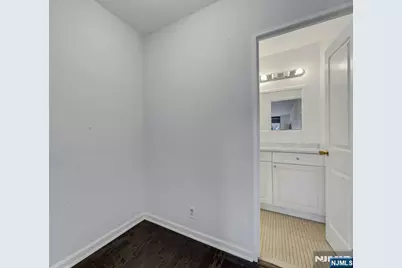 6 Horizon #306, Fort Lee, NJ 07024 - Photo 18