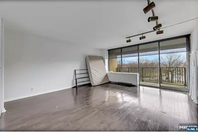 6 Horizon #306, Fort Lee, NJ 07024 - Photo 16