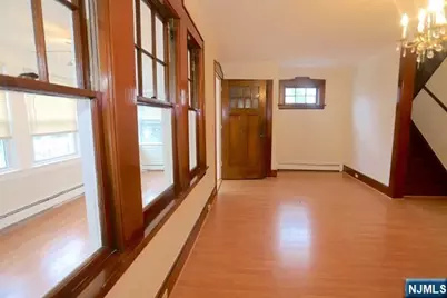 20 Woodland Avenue, Nutley, NJ 07110 - Photo 4