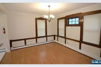 20 Woodland Avenue, Nutley, NJ 07110 - Photo 10