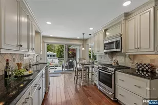 459 Ellis Pl, Wyckoff Township, NJ 07481 - Photo 8