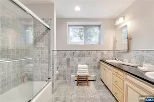 1115 Briar Way, Fort Lee, NJ 07024 - Photo 38