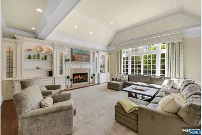 268 Woodside Avenue, Franklin Lakes, NJ 07417 - Photo 22