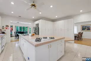1542 Jefferson St, Teaneck Township, NJ 07666 - Photo 10