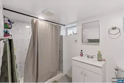913 19th Street, Newark, NJ 07108 - Photo 18