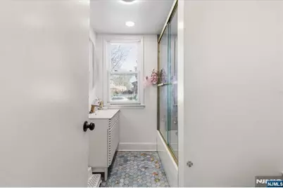 913 19th Street, Newark, NJ 07108 - Photo 14