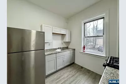 197 Lafayette Place C3 #C3, Englewood, NJ 07631 - Photo 10